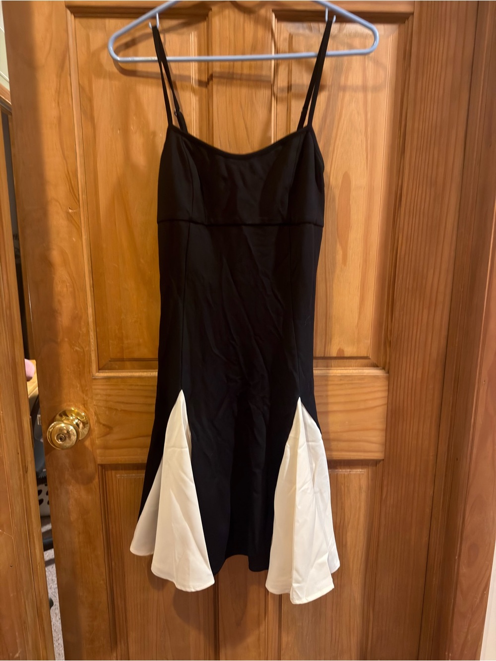 Rihoas black contrast slip mini dress - Picture 2 of 4